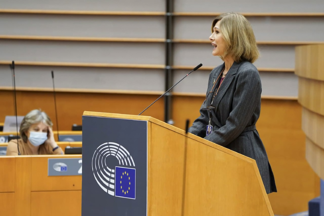 Francesca Donato in plenaria, 2021